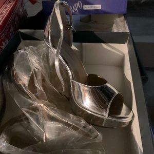 Silver dress heel height 41/2